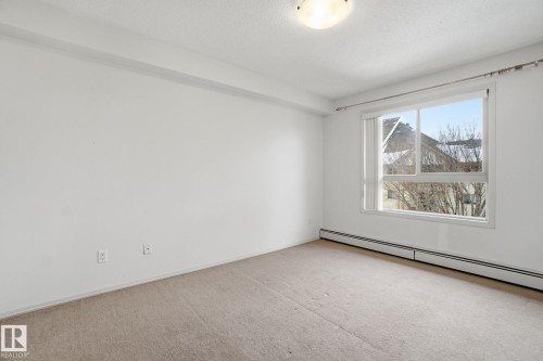 424 17011 67 Avenue, Edmonton, AB - Indoor Photo Showing Other Room