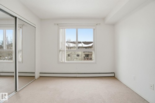 424 17011 67 Avenue, Edmonton, AB - Indoor Photo Showing Other Room
