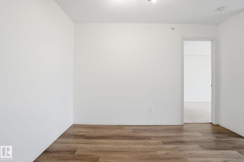 424 17011 67 Avenue, Edmonton, AB - Indoor Photo Showing Other Room