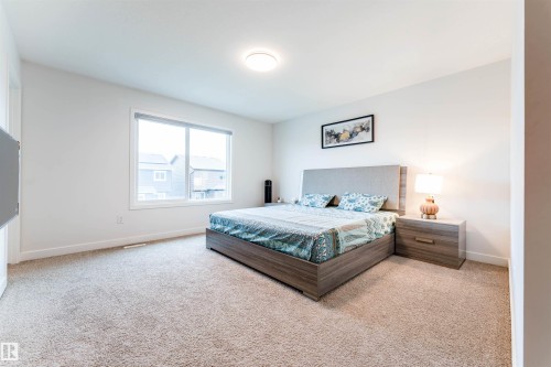 231 Orchards Boulevard, Edmonton, AB - Indoor Photo Showing Bedroom