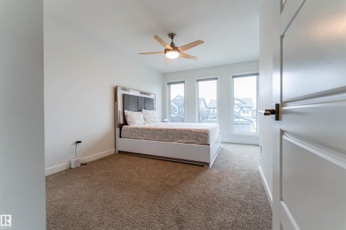 231 Orchards Boulevard, Edmonton, AB - Indoor Photo Showing Bedroom
