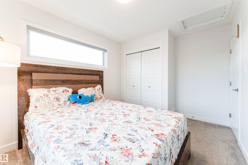 231 Orchards Boulevard, Edmonton, AB - Indoor Photo Showing Bedroom