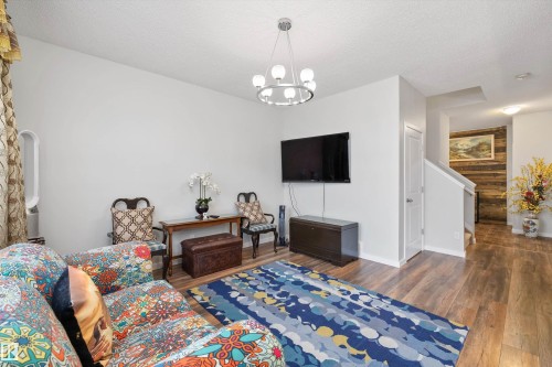 5842 Anthony Crescent, Edmonton, AB - Indoor