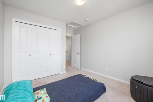 5842 Anthony Crescent, Edmonton, AB - Indoor Photo Showing Bedroom