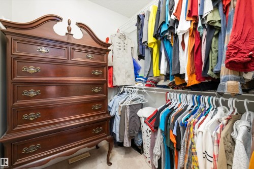 5842 Anthony Crescent, Edmonton, AB - Indoor With Storage