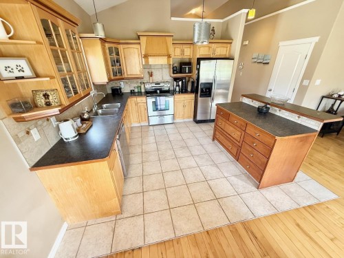4503 Spruce Avenue, Boyle, AB - Indoor Photo Showing Kitchen With Double Sink