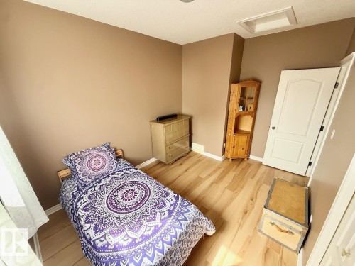 4503 Spruce Avenue, Boyle, AB - Indoor Photo Showing Bedroom