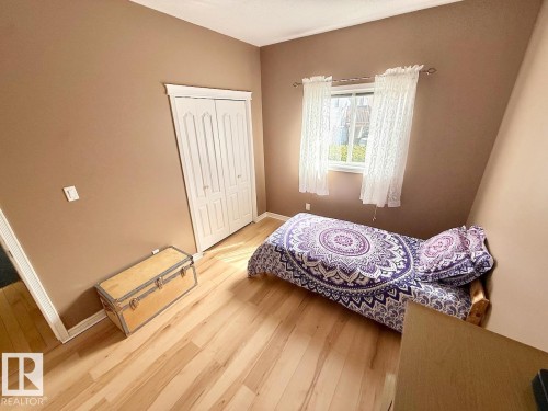 4503 Spruce Avenue, Boyle, AB - Indoor Photo Showing Bedroom