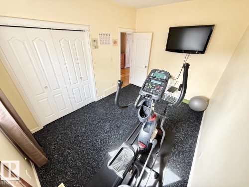 4503 Spruce Avenue, Boyle, AB - Indoor