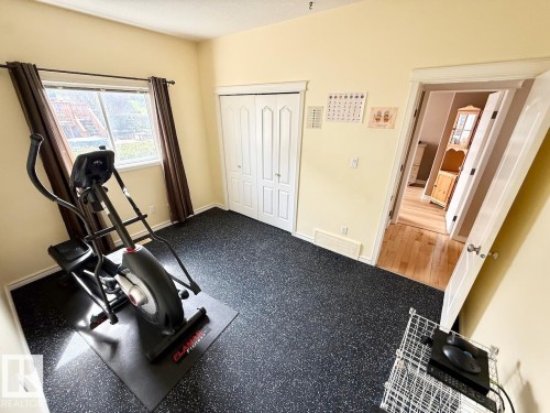 4503 Spruce Avenue, Boyle, AB - Indoor Photo Showing Other Room