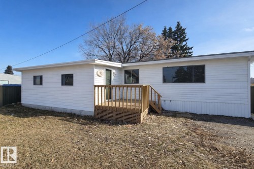 92 305 calahoo Road  Spruce Grove, AB T7X 3K7