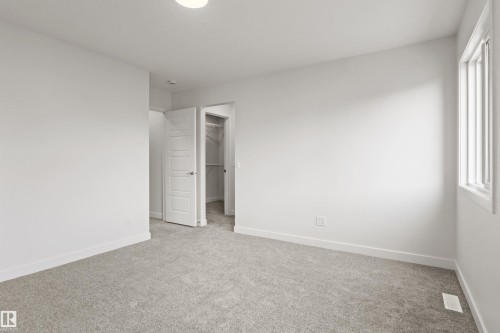 2376 Muckleplum Way Sw, Edmonton, AB - Indoor Photo Showing Other Room