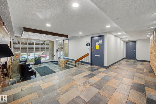 160 8735 165 Street, Edmonton, AB - Indoor Photo Showing Other Room