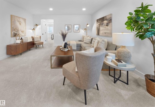 1028 Cristall Crescent, Edmonton, AB - Indoor Photo Showing Living Room