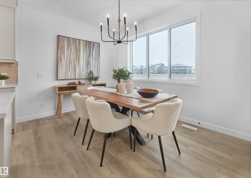 1028 Cristall Crescent, Edmonton, AB - Indoor Photo Showing Dining Room