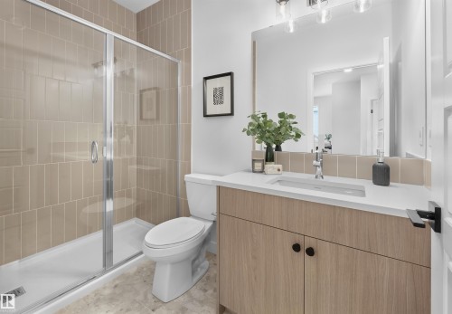 1028 Cristall Crescent, Edmonton, AB - Indoor Photo Showing Bathroom