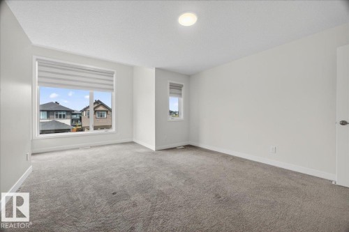4872 Kinney Road, Edmonton, AB - Indoor Photo Showing Other Room