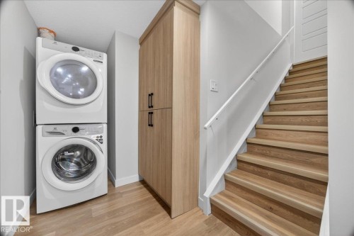 4872 Kinney Road, Edmonton, AB - Indoor Photo Showing Laundry Room