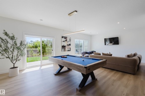 211 Edgemont Green, Edmonton, AB - Indoor Photo Showing Other Room