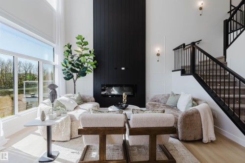 211 Edgemont Green, Edmonton, AB - Indoor