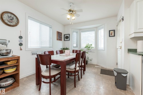 25 3645 145 Avenue, Edmonton, AB - Indoor Photo Showing Dining Room