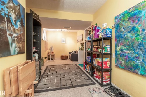 25 3645 145 Avenue, Edmonton, AB - Indoor