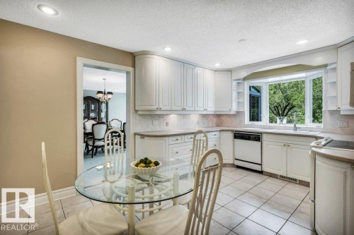 260 Windermere Drive, Edmonton, AB - Indoor Photo Showing Kitchen
