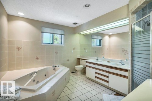 260 Windermere Drive, Edmonton, AB - Indoor Photo Showing Bathroom