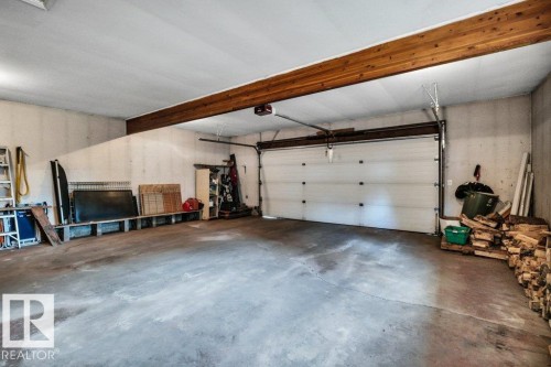 260 Windermere Drive, Edmonton, AB - Indoor Photo Showing Garage
