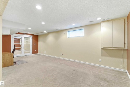 2550 Rabbit Hill Road, Edmonton, AB - Indoor Photo Showing Basement