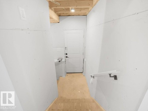 3282 Chernowski Way, Edmonton, AB - Indoor