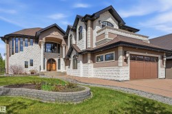 1004 HOLLANDS Point(e)  Edmonton, AB T6R 3T1