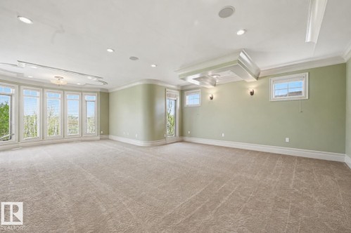 1004 Hollands Point(E), Edmonton, AB - Indoor Photo Showing Other Room