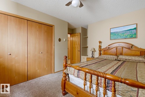 70 Eastcott Drive, St. Albert, AB - Indoor Photo Showing Bedroom