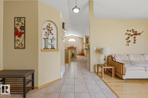 70 Eastcott Drive, St. Albert, AB - Indoor