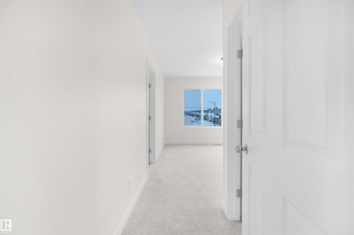 6331 175 Avenue, Edmonton, AB - Indoor Photo Showing Other Room