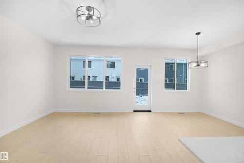 6331 175 Avenue, Edmonton, AB - Indoor Photo Showing Other Room