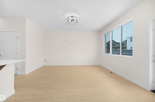 6331 175 Avenue, Edmonton, AB - Indoor Photo Showing Other Room