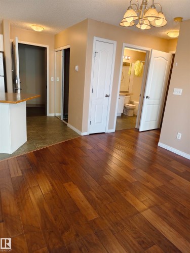209 7511 171 Street Nw, Edmonton, AB - Indoor