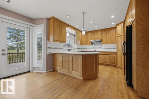 10 Coloniale Court, Beaumont, AB - Indoor Photo Showing Kitchen
