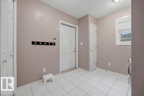 10 Coloniale Court, Beaumont, AB - Indoor Photo Showing Other Room
