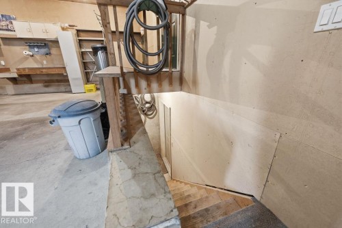 10 Coloniale Court, Beaumont, AB - Indoor Photo Showing Other Room