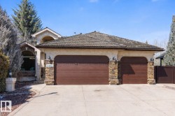 11412 12 Avenue NW  Edmonton, AB T6J 6W8