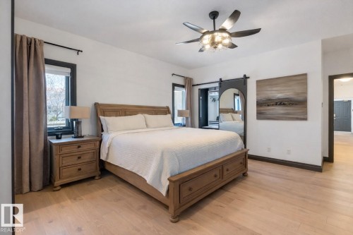 11412 12 Avenue Nw, Edmonton, AB - Indoor Photo Showing Bedroom