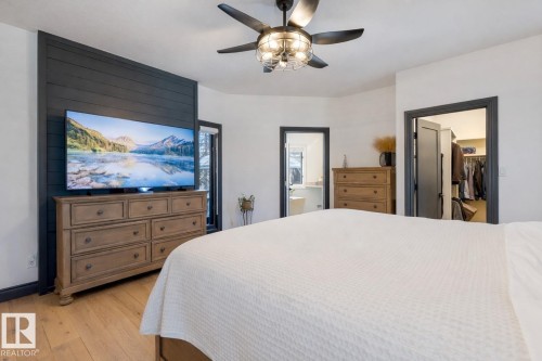 11412 12 Avenue Nw, Edmonton, AB - Indoor Photo Showing Bedroom