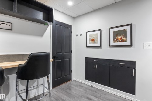 11412 12 Avenue Nw, Edmonton, AB - Indoor