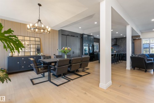 11412 12 Avenue Nw, Edmonton, AB - Indoor