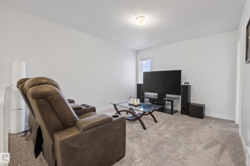 9309 Pear Link Link, Edmonton, AB - Indoor
