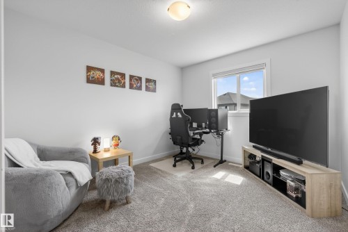9309 Pear Link Link, Edmonton, AB - Indoor