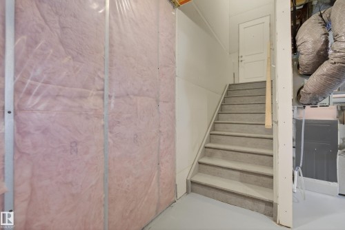 9309 Pear Link Link, Edmonton, AB - Indoor